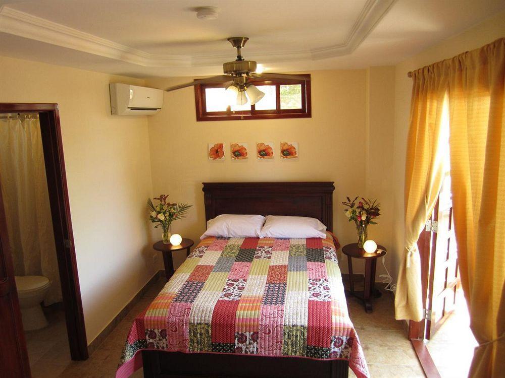 Puerta Sol Inn Manglaralto 외부 사진